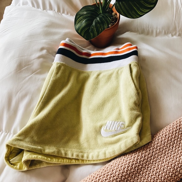 Nike Pants - NIKE shorts vintage yellow size large